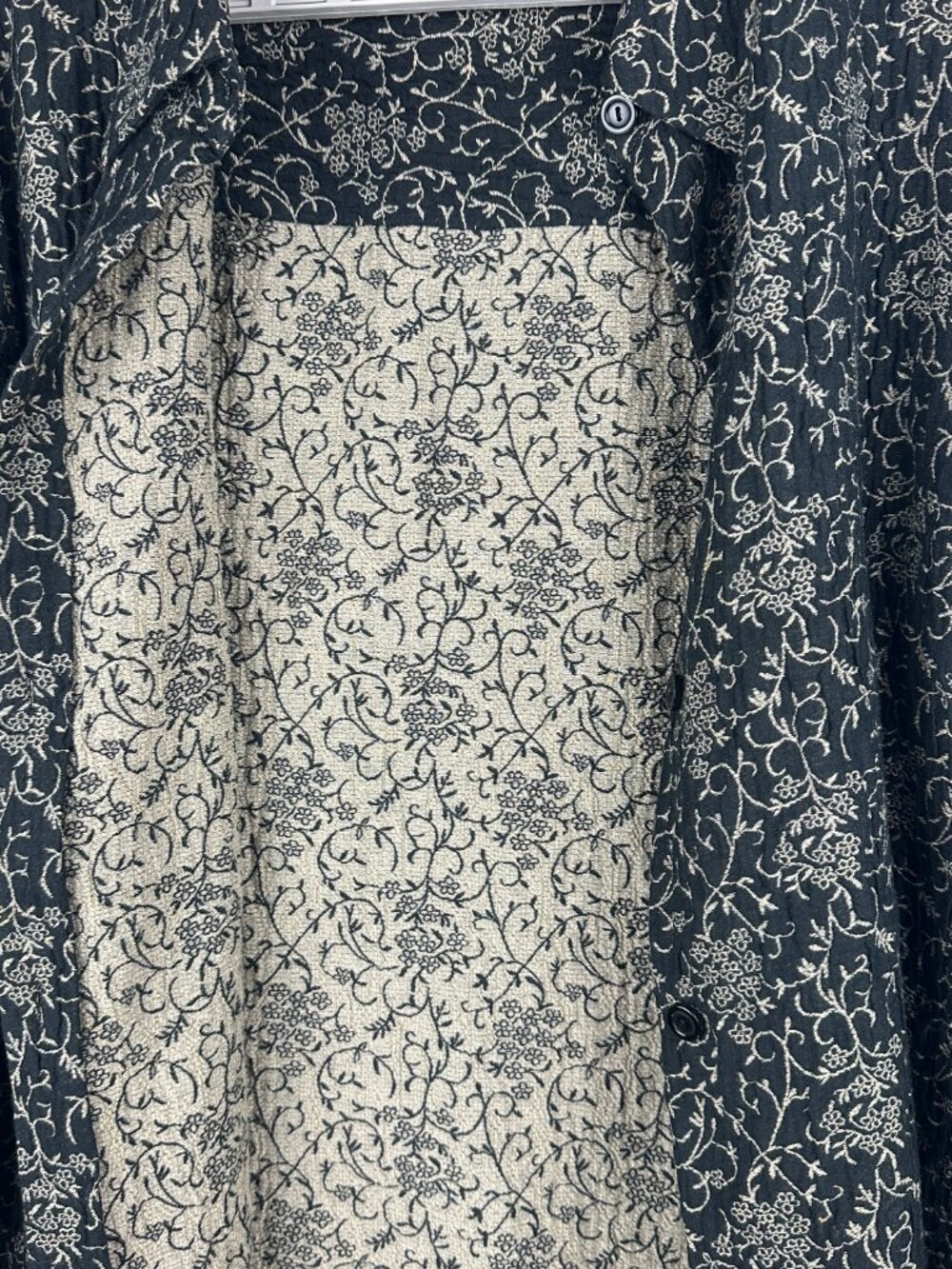Elizabeth by Liz Claiborne Long Sleeve Collared Button-Down Women's Shirt 1X - Picture 4 of 11